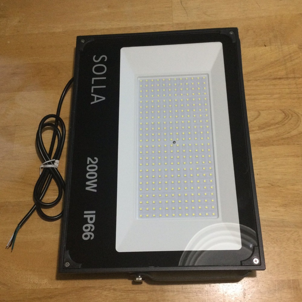 200W LED Flood Light, IP66 Waterproof, 16000Lm, 1060W Equivalent, Super Bright O